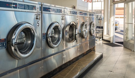 一人暮らしに洗濯機はいらない？コインランドリーとどっちが安い？